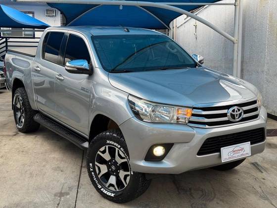 TOYOTA HILUX 2.8 SRV 4X4 CD 16V DIESEL 4P AUTOMÁTICO